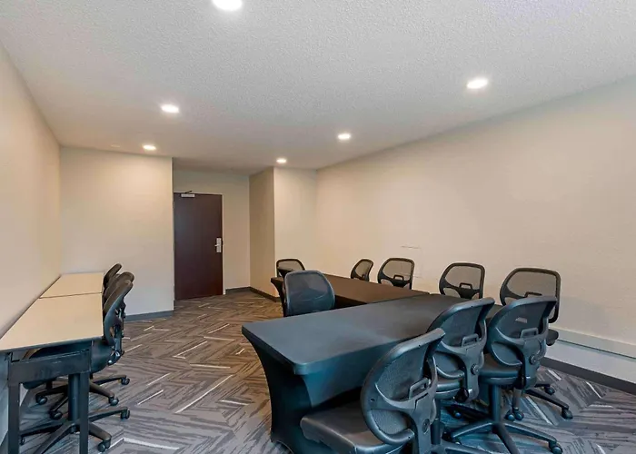 Extended Stay America Suites - Kansas City - Overland Park - Metcalf Ave