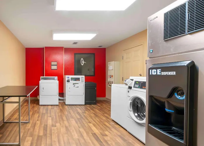 Extended Stay America Suites - Kansas City - Overland Park - Metcalf Ave