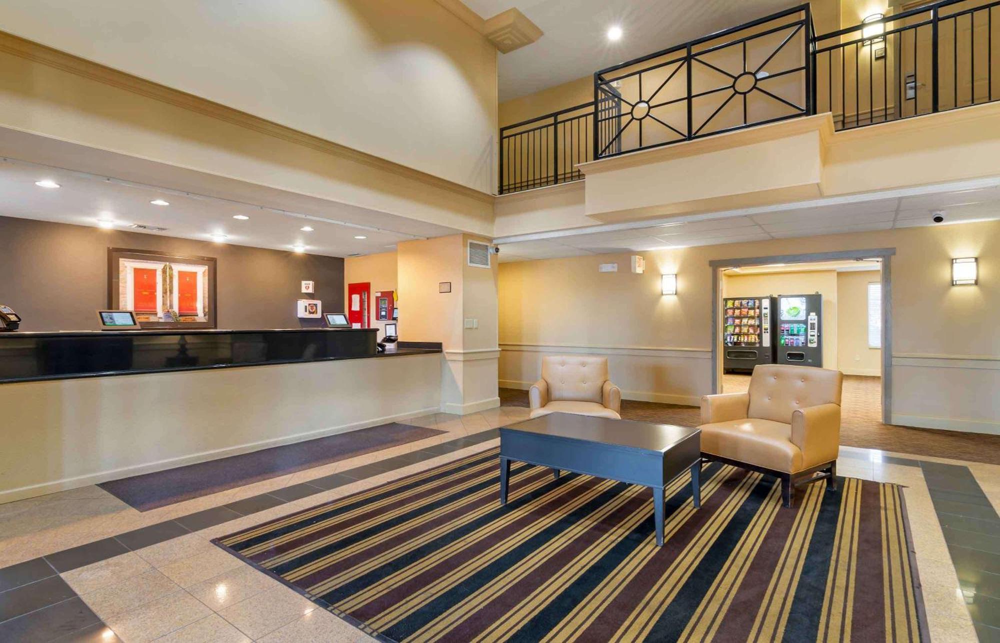 Hotel Extended America - Kansas - - Metcalf Ave 2*